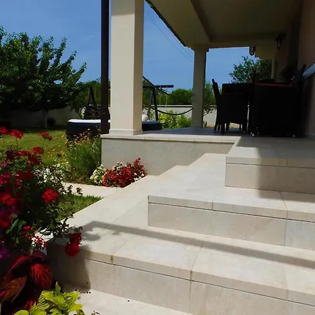Prázdninový dům Holiday Home Bokan