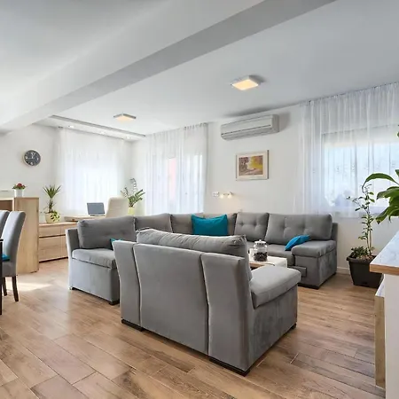 Holiday Home Bokan Pula